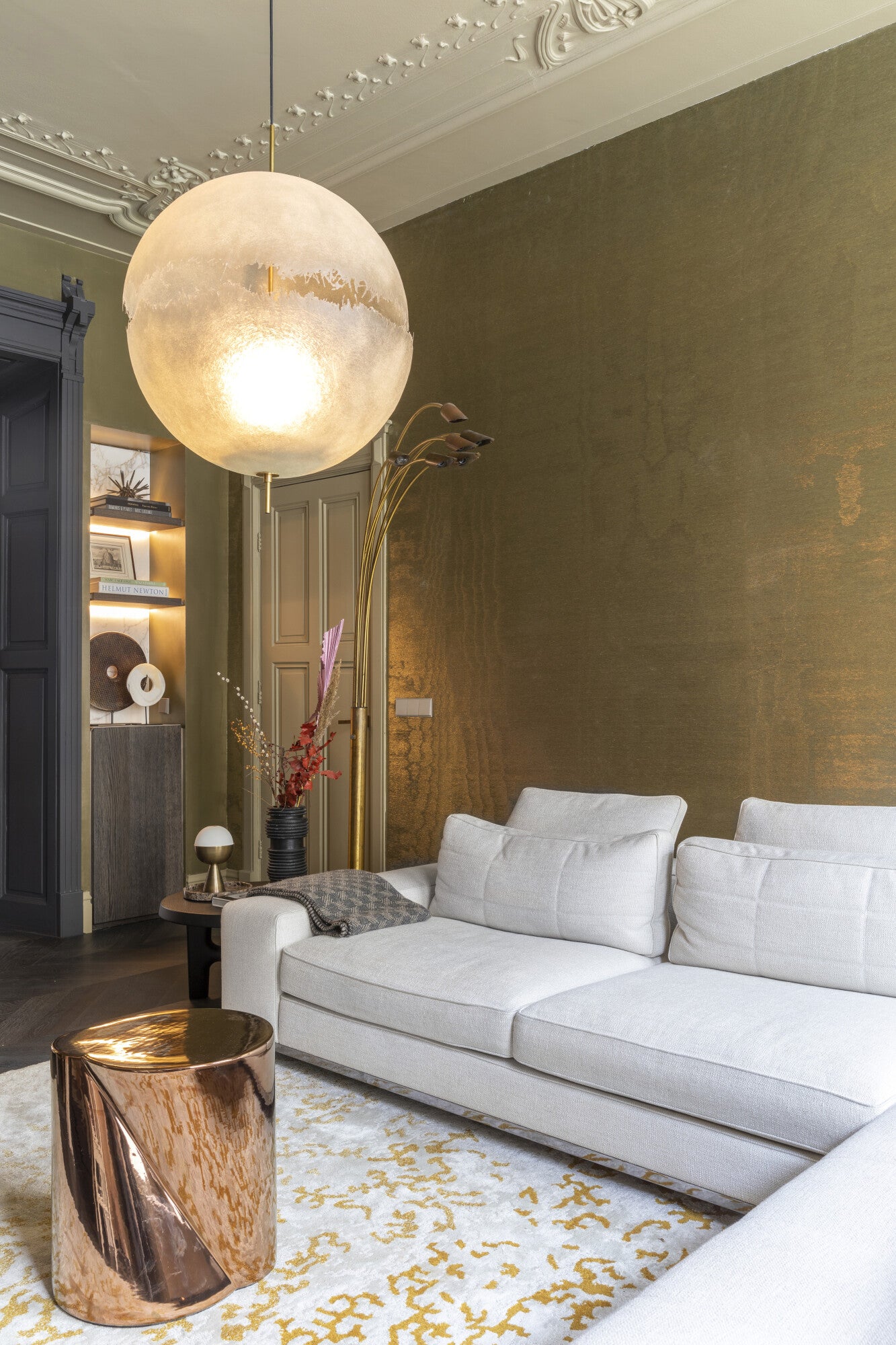 How to Pick Wallpaper for Small Spaces